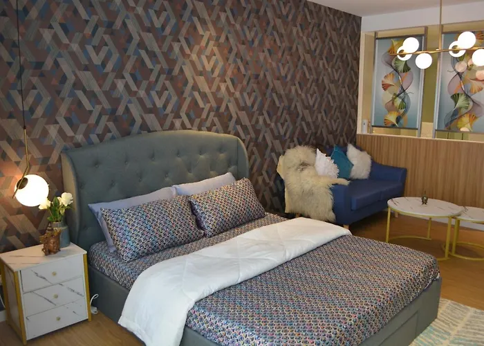 Deluxe Apartment